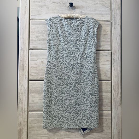 Kiind Of Dress; Soft; Stretchy - Picture 2 of 2